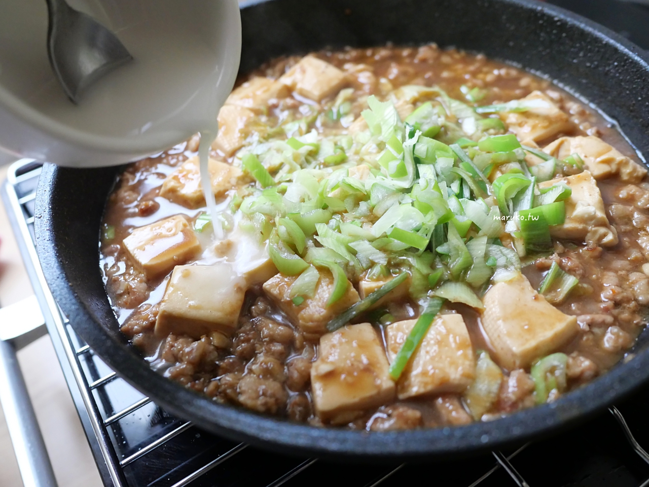【食譜】喜生飯糰 元氣冠軍飯糰，台灣產地鹹豬肉、臺梗九號米產銷履歷，不辣的麻婆豆腐創意食譜分享！ @Maruko(丸子)與美食有個約會
