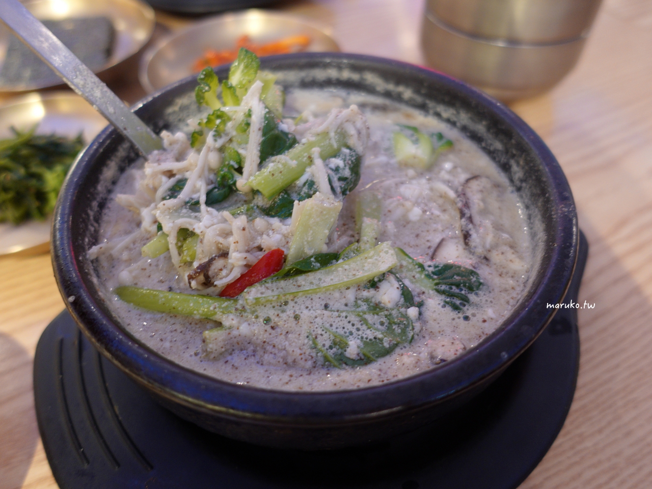 【首爾】大瓦房醬蟹 米其林一星傳統韓定食餐廳！景福宮週邊美食推薦！ @Maruko(丸子)與美食有個約會