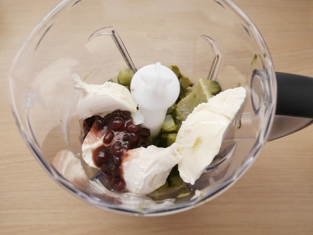 【自製冰沙食譜】抹茶紅豆豆乳冰沙|在家就能完成的消暑甜點飲品 @Maruko(丸子)與美食有個約會 【自製冰沙食譜】抹茶紅豆豆乳冰沙|在家就能完成的消暑甜點飲品 @Maruko(丸子)與美食有個約會