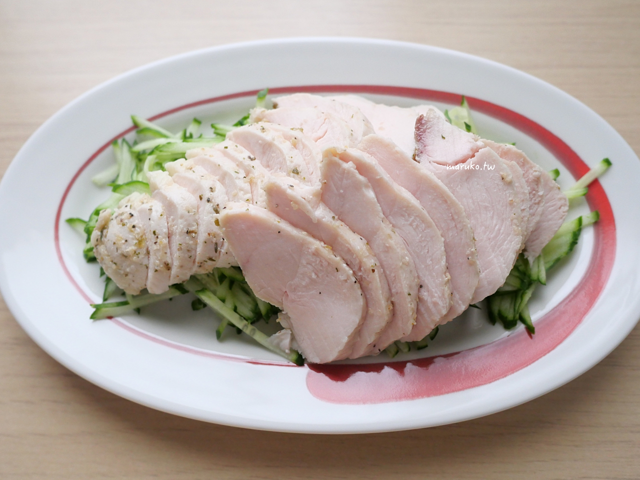 口水雞食譜｜舒肥雞胸版本免開火做法，桃屋麻辣香油快速調醬（涼拌雞胸肉做法） @Maruko(丸子)與美食有個約會