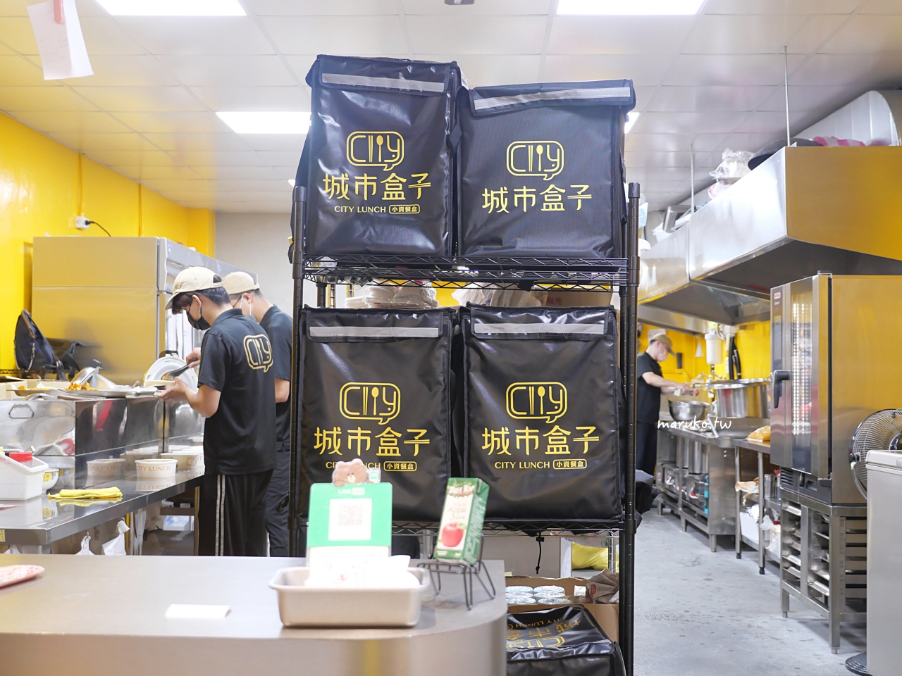 【台北】城市盒子 坦都里香料雞、壽喜燒雪花牛異國便當，健康蒸烤不油炸，內用白飯、雞湯吃到飽！ @Maruko(丸子)與美食有個約會