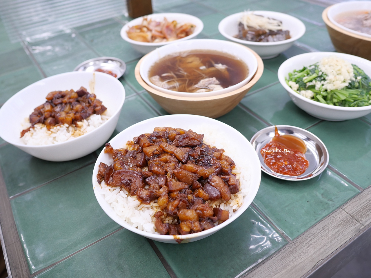 【台北】樂天羊肉 新潮羊肉湯專賣店加湯免費,加點魯肉飯只要10元! @Maruko(丸子)與美食有個約會 【台北】樂天羊肉 新潮羊肉湯專賣店加湯免費,加點魯肉飯只要10元! @Maruko(丸子)與美食有個約會