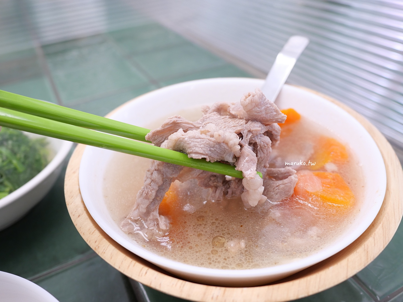 【台北】樂天羊肉 新潮羊肉湯專賣店加湯免費,加點魯肉飯只要10元! @Maruko(丸子)與美食有個約會 【台北】樂天羊肉 新潮羊肉湯專賣店加湯免費,加點魯肉飯只要10元! @Maruko(丸子)與美食有個約會