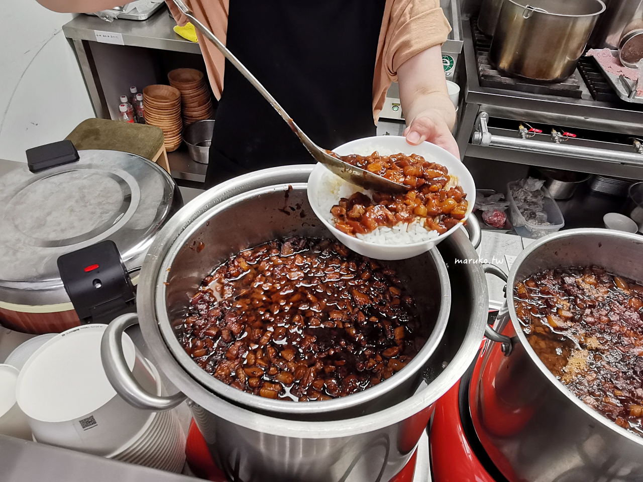 【台北】樂天羊肉 新潮羊肉湯專賣店加湯免費,加點魯肉飯只要10元! @Maruko(丸子)與美食有個約會 【台北】樂天羊肉 新潮羊肉湯專賣店加湯免費,加點魯肉飯只要10元! @Maruko(丸子)與美食有個約會
