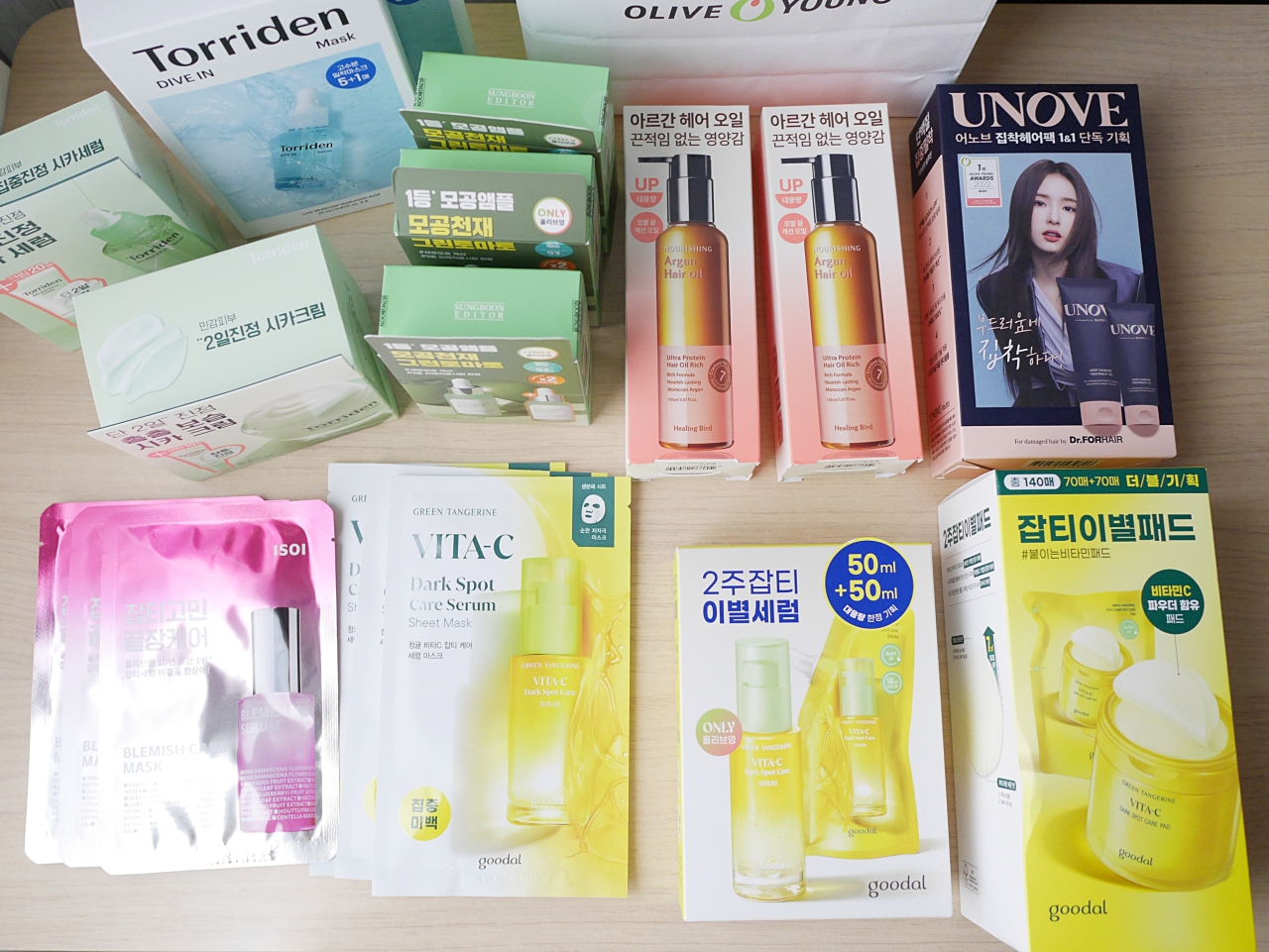 【首爾購物】Olive Young 韓國最大型連鎖美妝品牌、生活用品跟著買，可退稅！ @Maruko(丸子)與美食有個約會