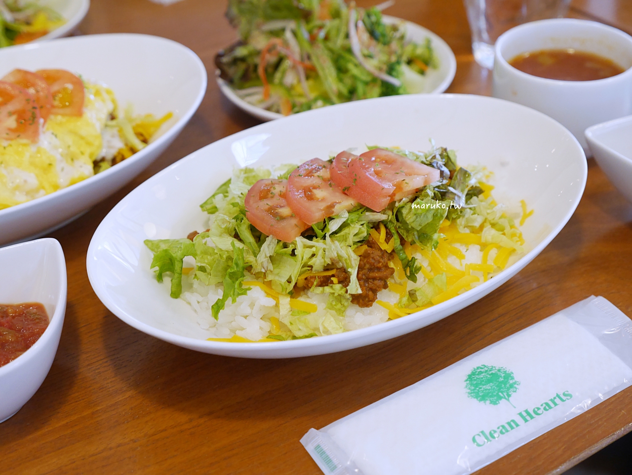 【沖繩】Decker’s kitchen 在地人推薦的歐姆蛋塔可飯專門店，美國村餐廳推薦！ @Maruko(丸子)與美食有個約會