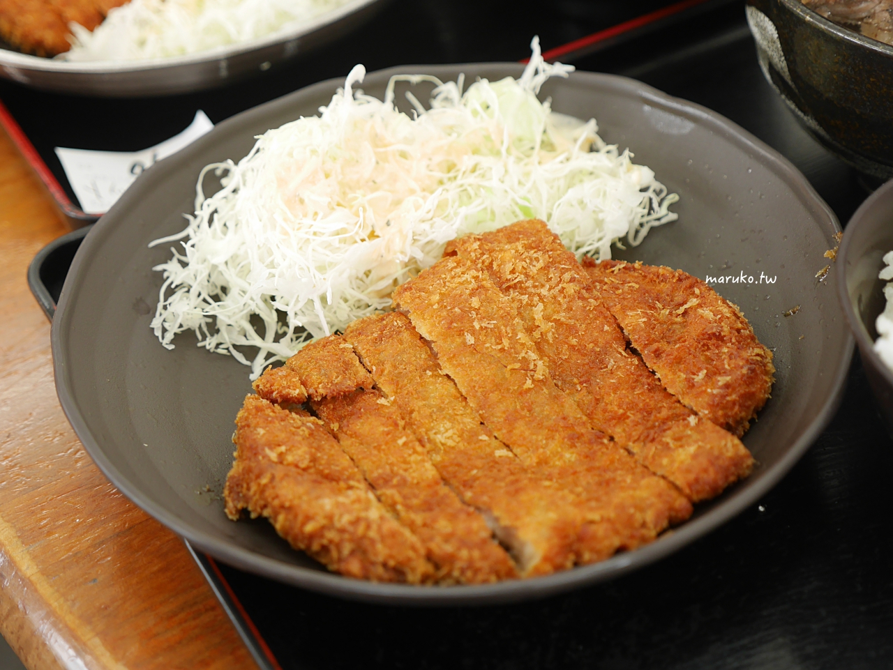 【沖繩】みはま食堂 (mihama diner) 沖繩麵、骨汁專門店，北谷美濱在地人氣餐廳推薦！ @Maruko(丸子)與美食有個約會