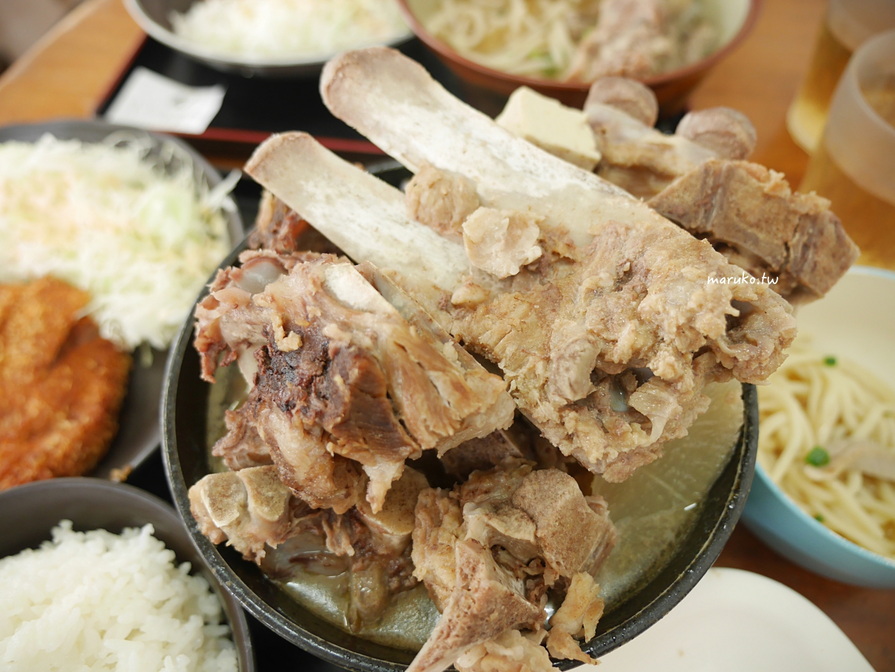 【沖繩】みはま食堂 (mihama diner) 沖繩麵、骨汁專門店，北谷美濱在地人氣餐廳推薦！ @Maruko(丸子)與美食有個約會