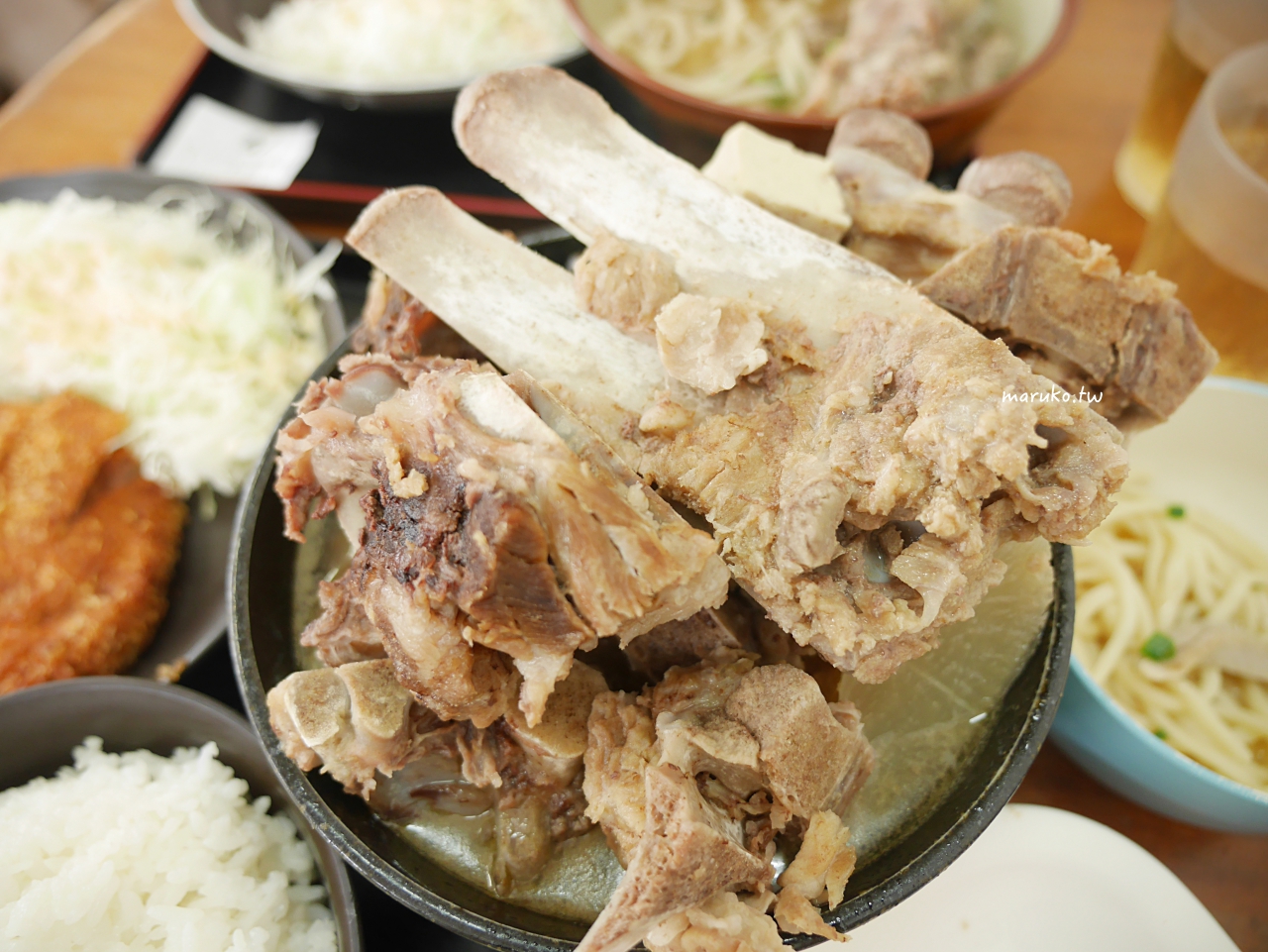 【沖繩】みはま食堂 (mihama diner) 沖繩麵、骨汁專門店，北谷美濱在地人氣餐廳推薦！ @Maruko(丸子)與美食有個約會