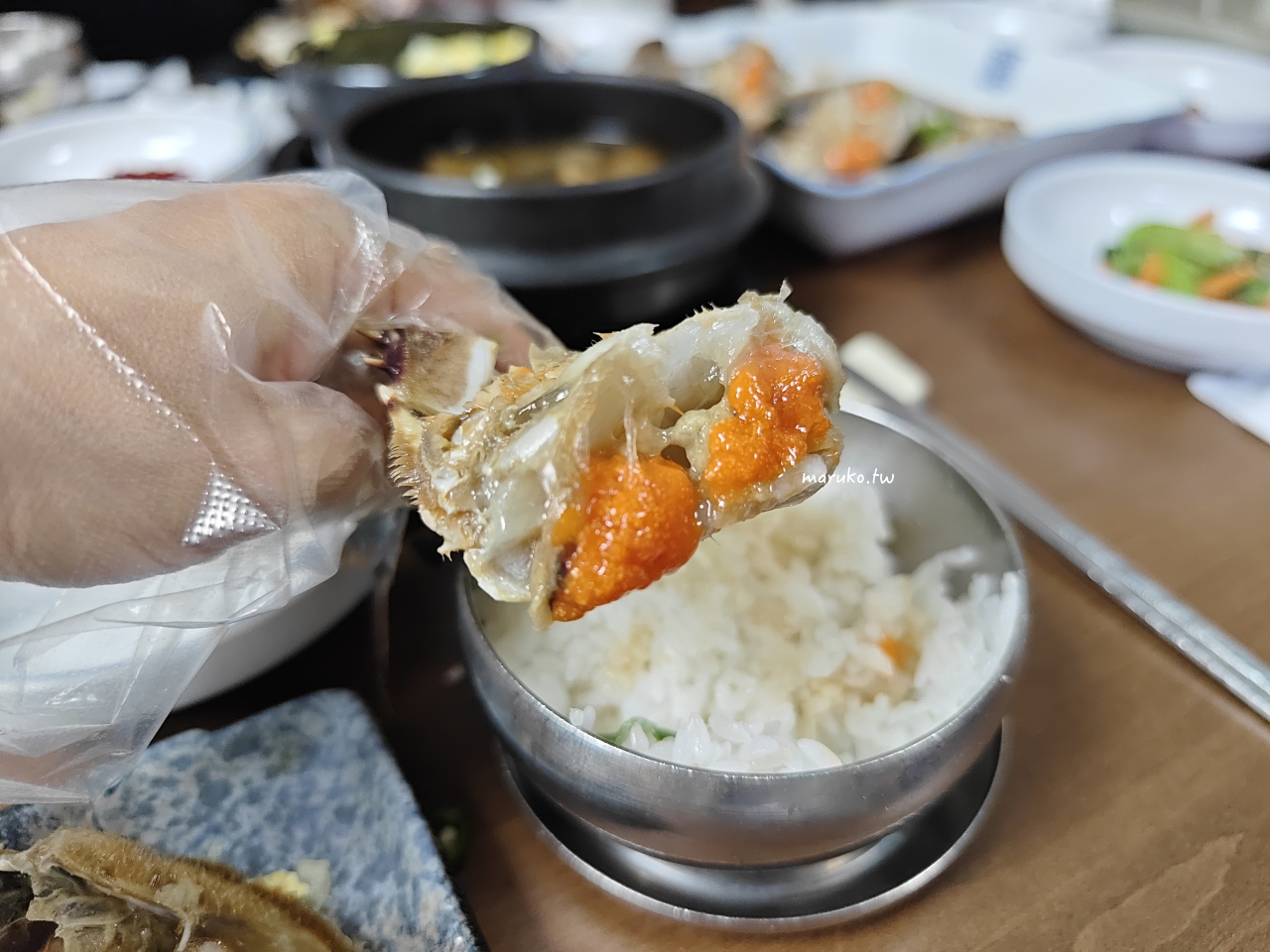 【首爾】真味 (진미식당) 連續6年獲得米其林推薦美味醬蟹，這樣訂才吃得到！ @Maruko(丸子)與美食有個約會