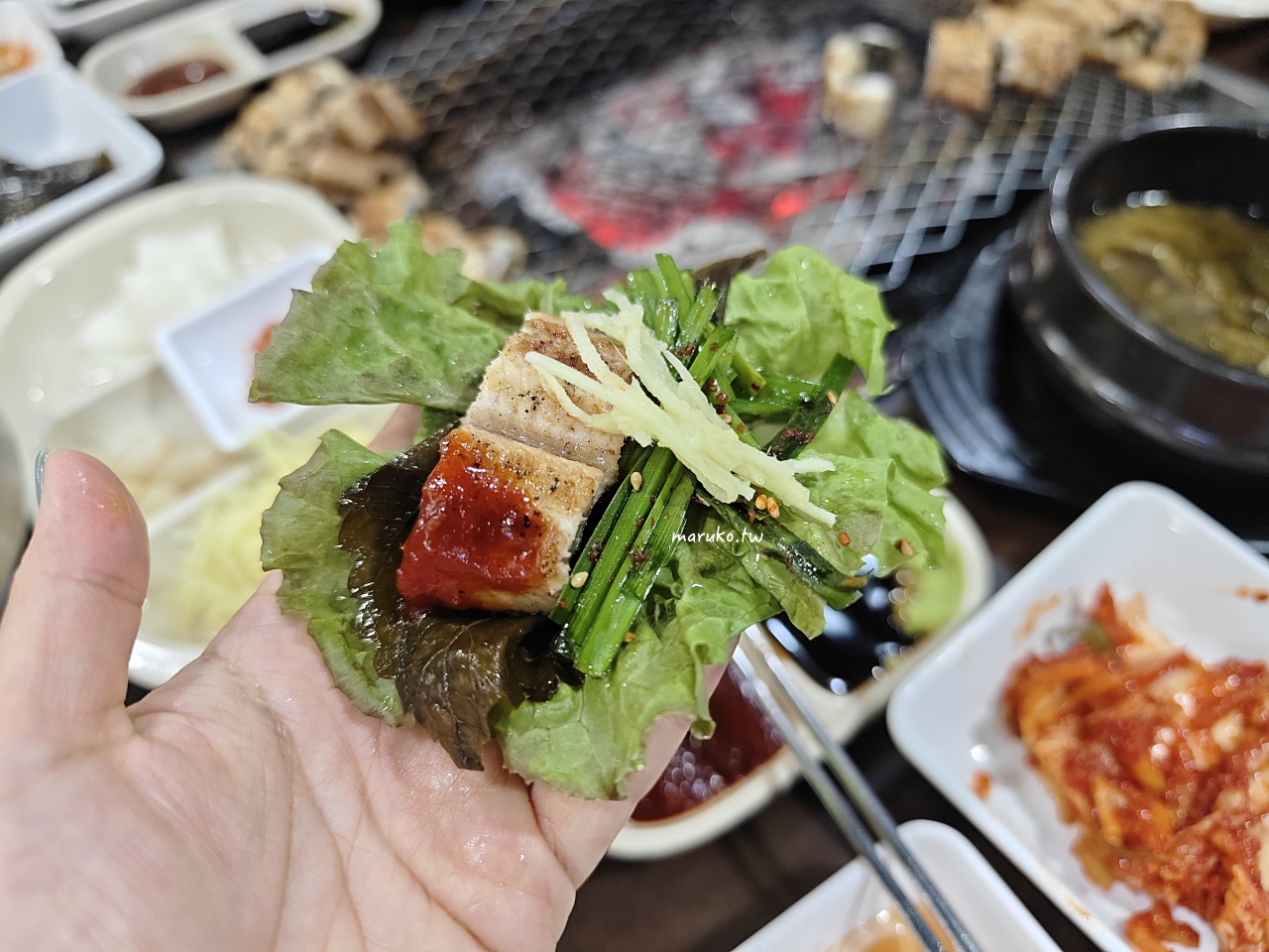 【弘大站美食推薦】首爾必吃風川鰻魚!現殺現烤活鰻魚,多種包生菜吃法一次滿足 @Maruko(丸子)與美食有個約會 【弘大站美食推薦】首爾必吃風川鰻魚!現殺現烤活鰻魚,多種包生菜吃法一次滿足 @Maruko(丸子)與美食有個約會