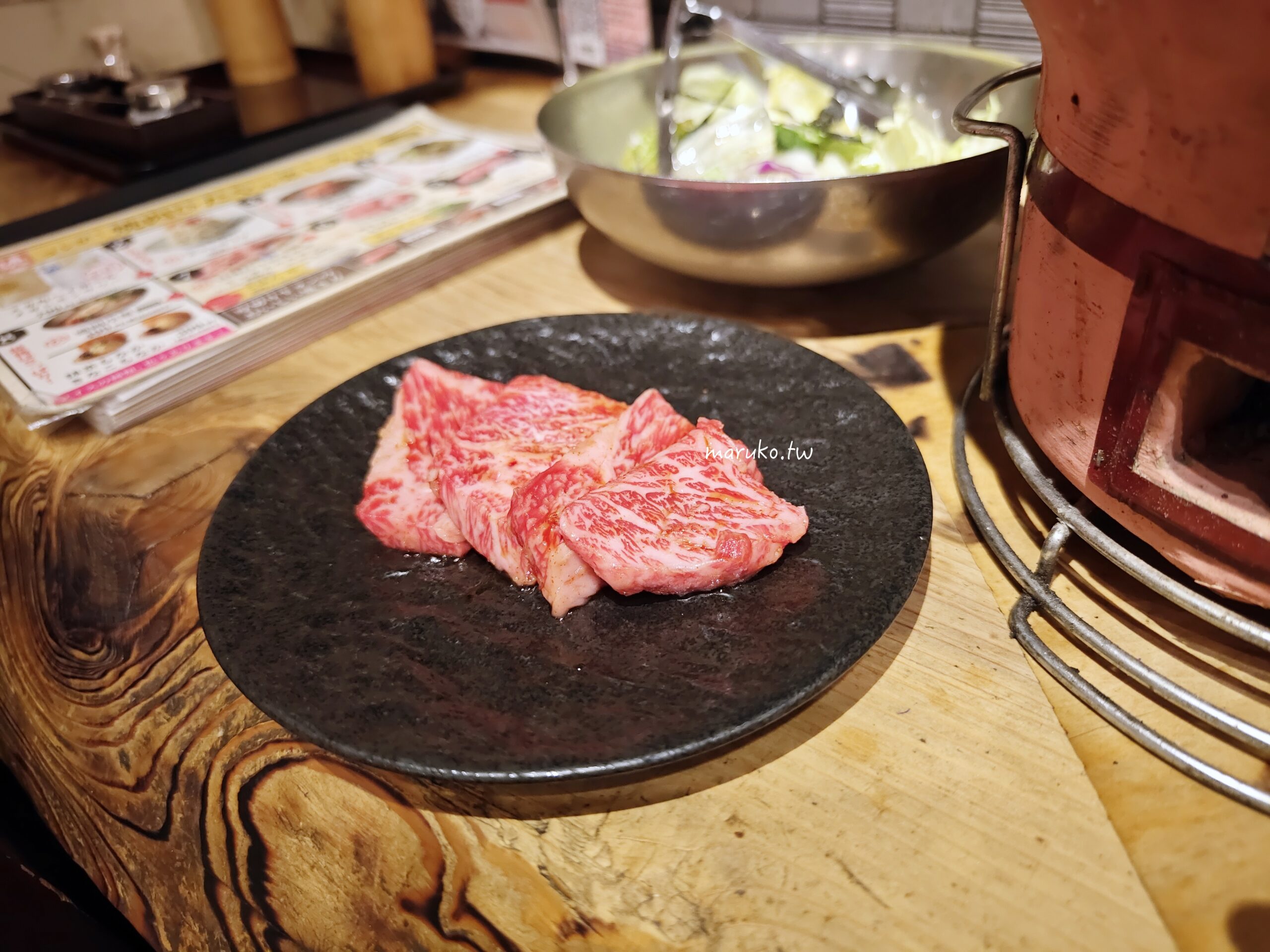 【日本岡山】焼肉ひだや(燒肉日田屋) 七輪炭火燒烤厚切黑毛和牛，外國客人友善餐廳推薦！ @Maruko(丸子)與美食有個約會