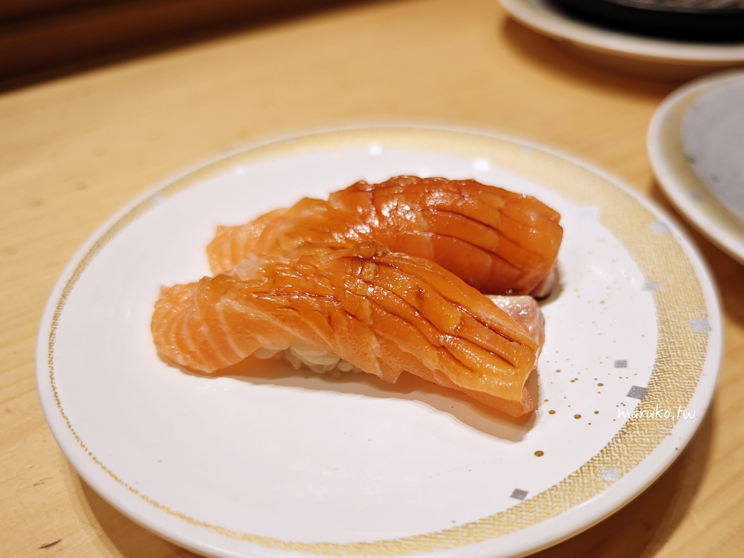 【東京】廻転鮨銀座おのでら本店  銀座分店連續4年獲得米其林二星高級壽司，表參道店迴轉壽司價格更親民！ @Maruko(丸子)與美食有個約會