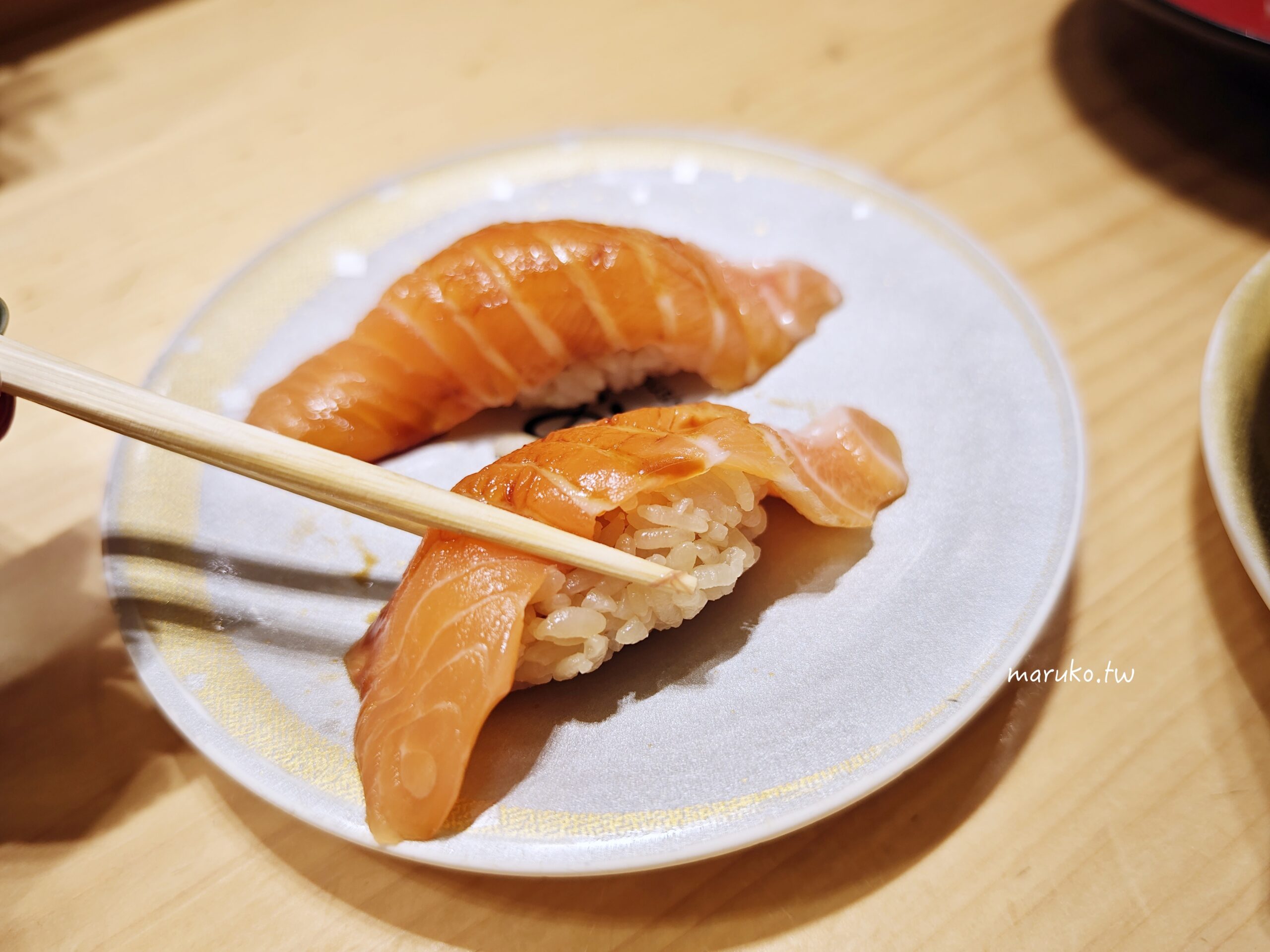 【東京】廻転鮨銀座おのでら本店  銀座分店連續4年獲得米其林二星高級壽司，表參道店迴轉壽司價格更親民！ @Maruko(丸子)與美食有個約會