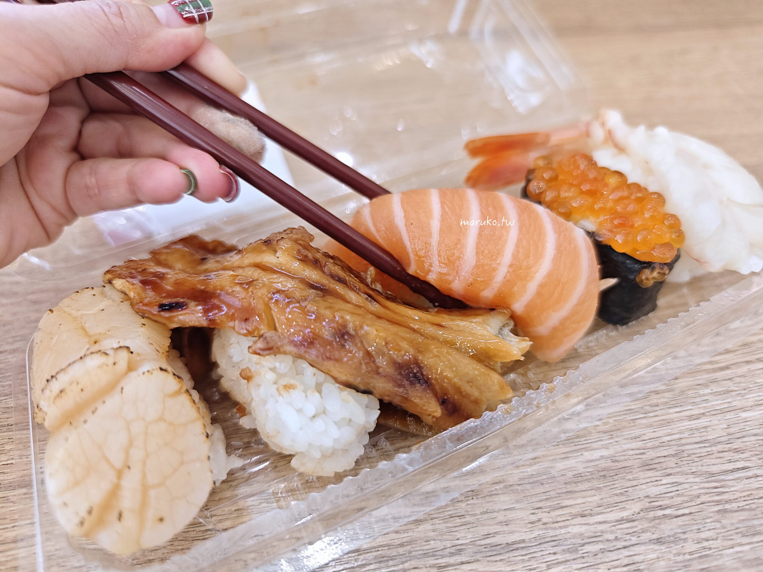 【中和環球】LOPIA 日本超市必買清單：巨無霸壽司、現煎和牛試吃實測！號稱「日本版好市多」真的划算嗎？ @Maruko(丸子)與美食有個約會