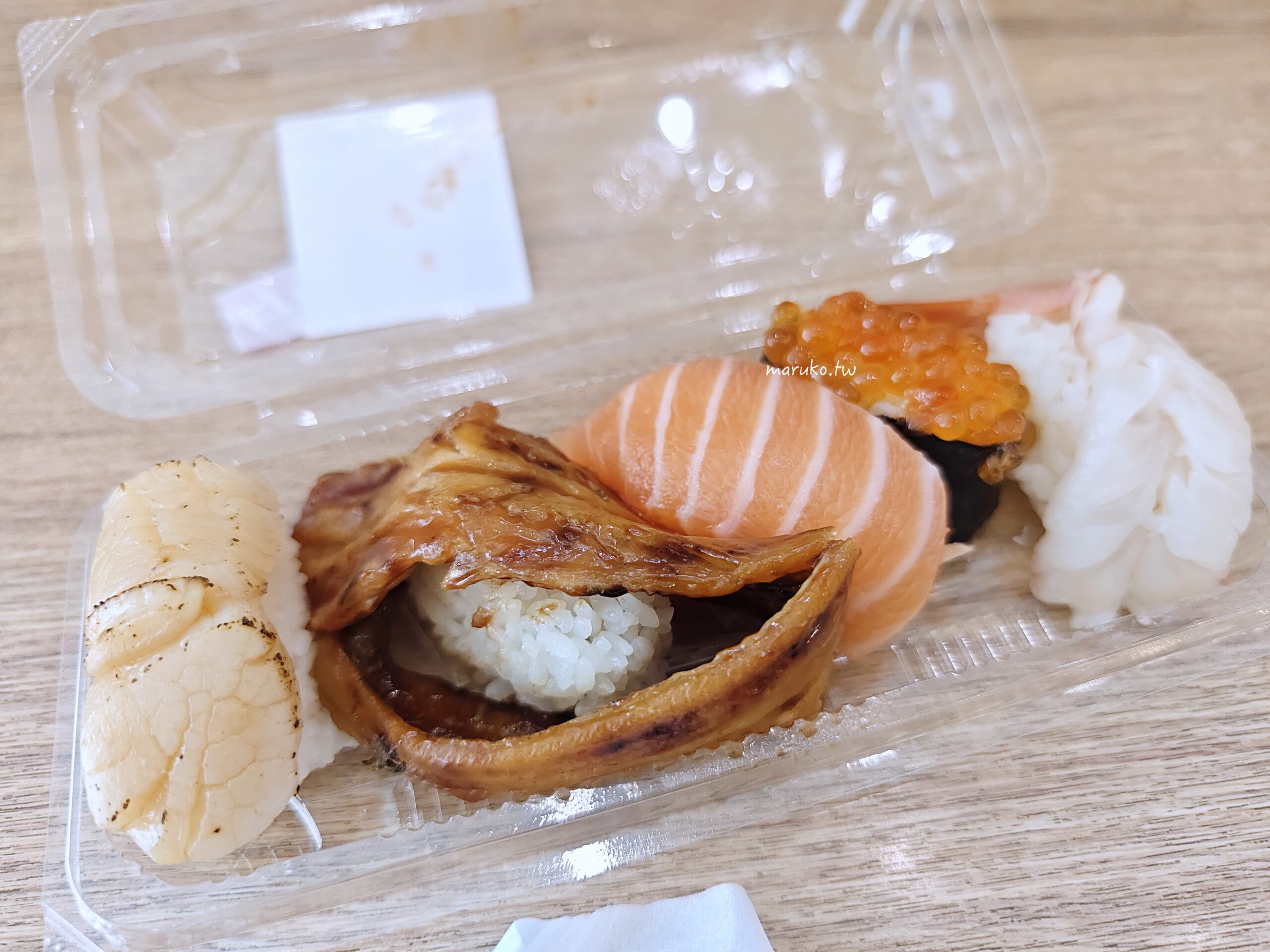 【中和環球】LOPIA 日本超市必買清單：巨無霸壽司、現煎和牛試吃實測！號稱「日本版好市多」真的划算嗎？ @Maruko(丸子)與美食有個約會