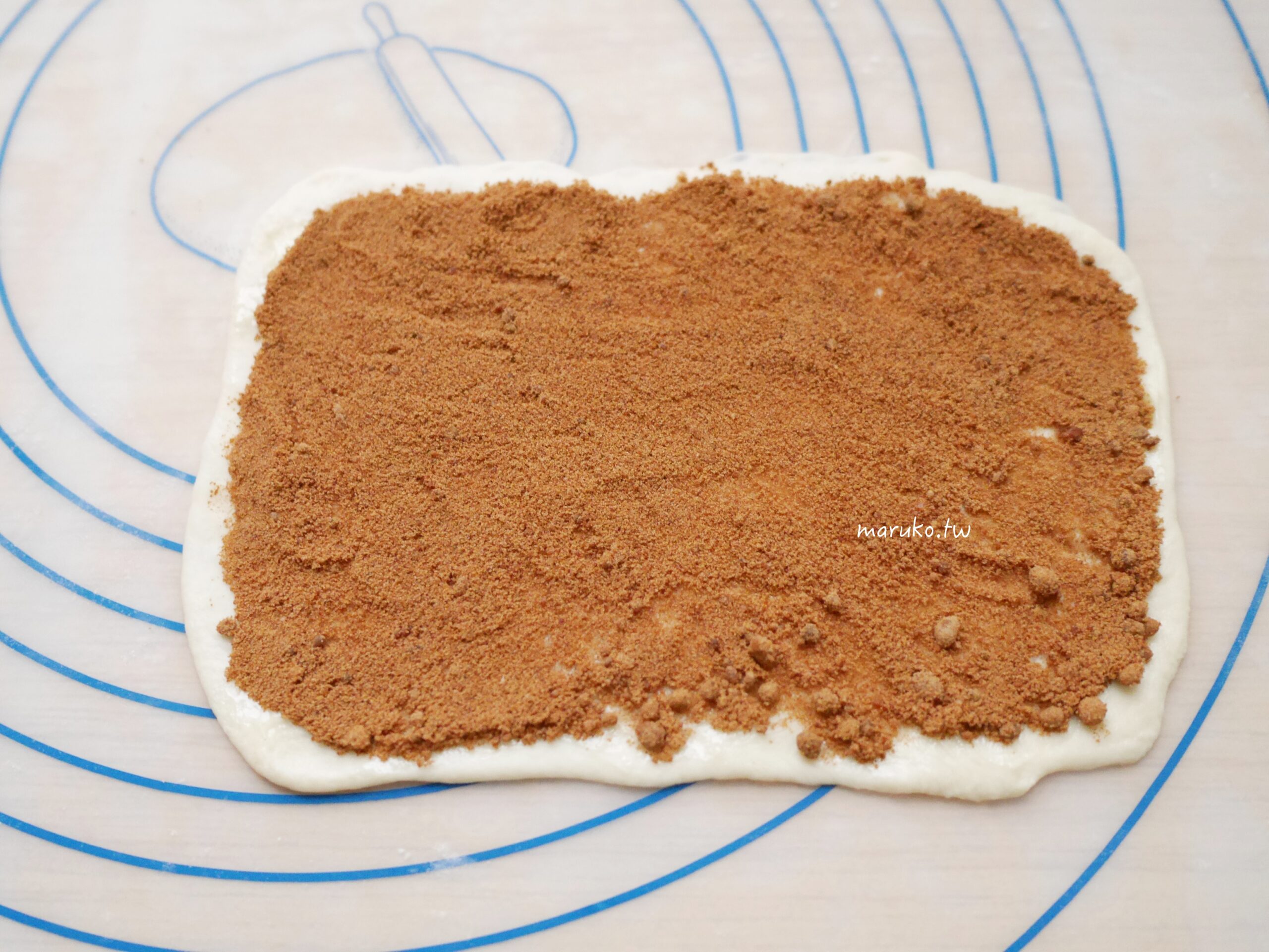 【食譜】肉桂脆餅 愛心形狀肉桂脆餅不用模型就能做的情人節點心 @Maruko(丸子)與美食有個約會