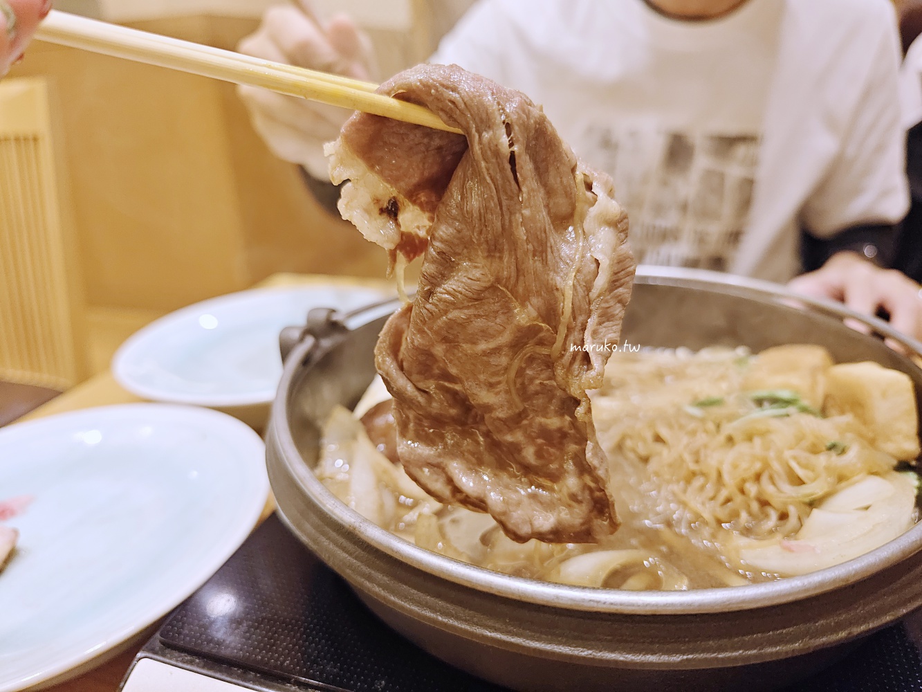 【東京美食】杉本壽喜燒 創業百年松阪牛壽喜燒老店，晴空塔美食推薦！ @Maruko(丸子)與美食有個約會