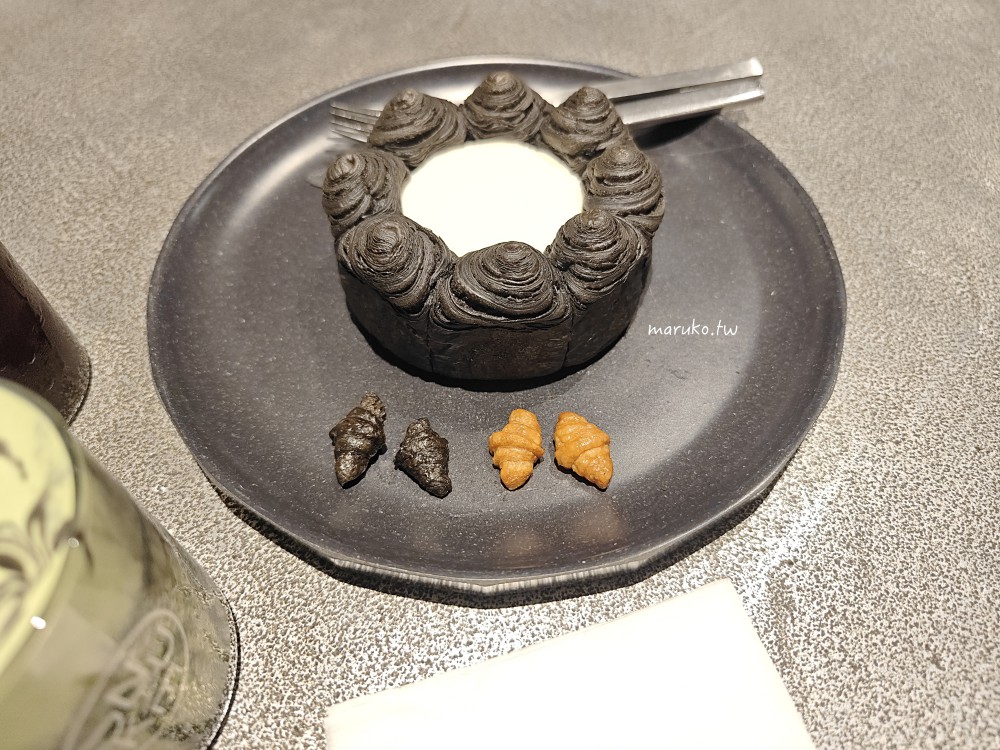 【首爾美食】NUDAKE Cafe 瀑布可頌山、迷你可頌藝術甜點,狎鷗亭週邊甜點推薦 @Maruko(丸子)與美食有個約會 【首爾美食】NUDAKE Cafe 瀑布可頌山、迷你可頌藝術甜點,狎鷗亭週邊甜點推薦 @Maruko(丸子)與美食有個約會