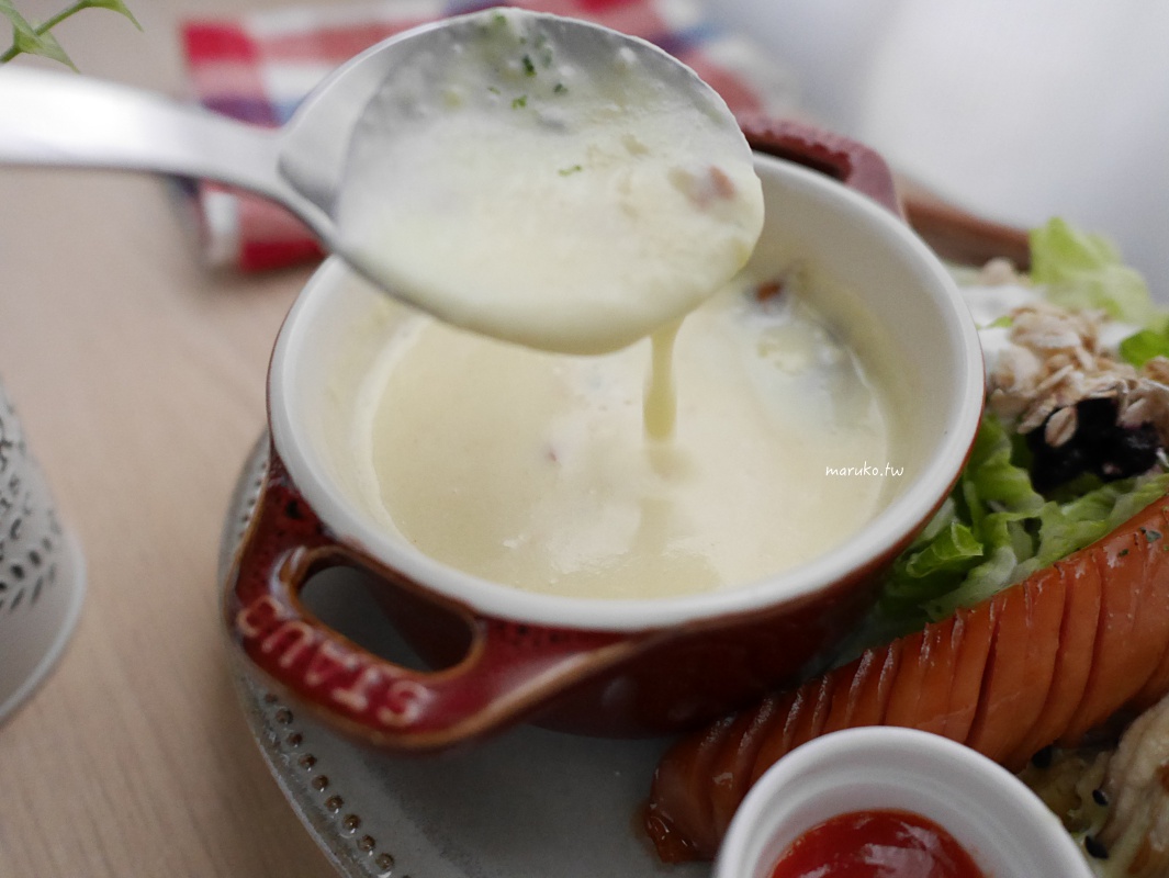 【食譜】地瓜濃湯 二樣食材只要1分鐘簡單做,暖呼呼的西式濃湯! @Maruko(丸子)與美食有個約會 【食譜】地瓜濃湯 二樣食材只要1分鐘簡單做,暖呼呼的西式濃湯! @Maruko(丸子)與美食有個約會