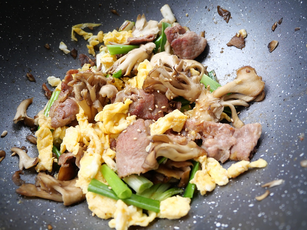 【食譜】蒜味醬燒豬肉 一次三道菜輕鬆上菜,平底鍋食譜分享! @Maruko(丸子)與美食有個約會 【食譜】蒜味醬燒豬肉 一次三道菜輕鬆上菜,平底鍋食譜分享! @Maruko(丸子)與美食有個約會