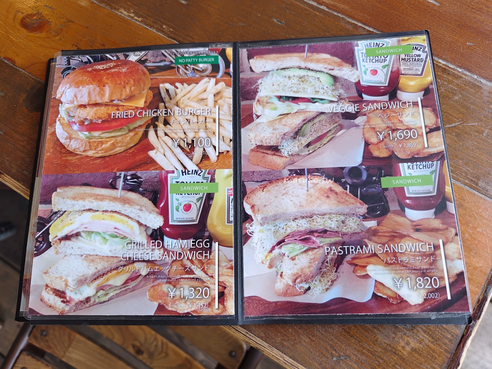 Chatan Burger Base Atabii&rsquo;s｜沖繩北谷美濱海岸年輕人最愛的漢堡店，美國村餐廳在地人推薦！ @Maruko(丸子)與美食有個約會