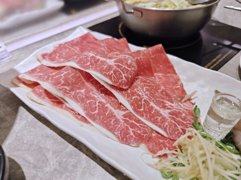 台北｜1+1鍋物 肉品與海鮮一次二種滿足 東區平價個人涮涮鍋推薦！ @Maruko(丸子)與美食有個約會