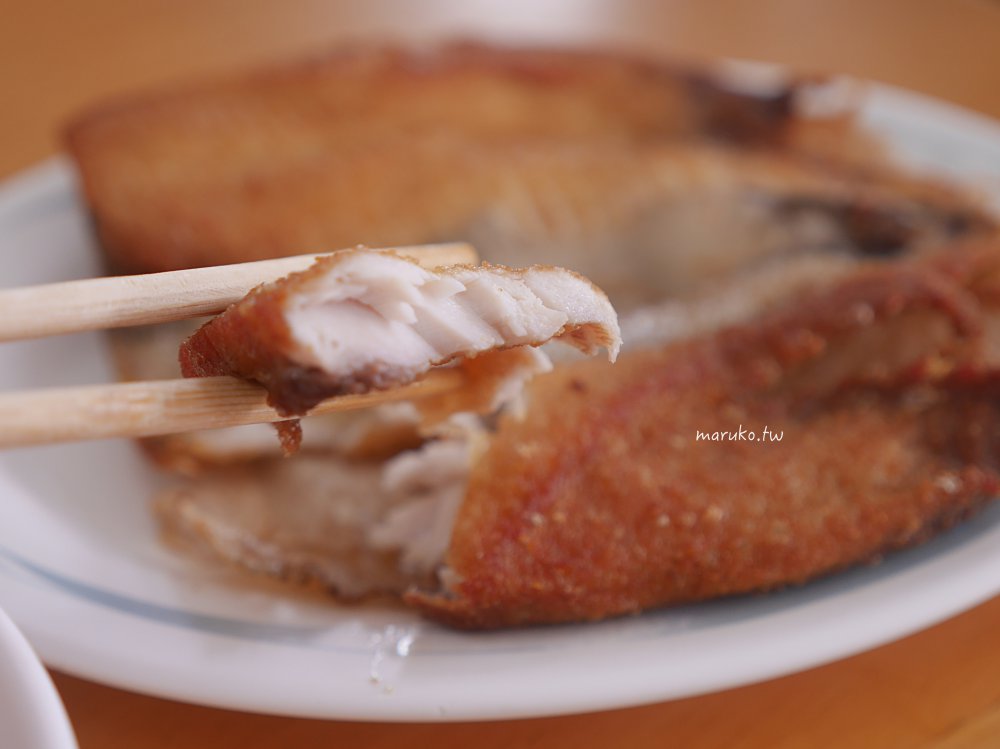 台南｜阿興虱目魚 在地人推薦炸虱目魚肚、魚腸、蒜頭飯(2023米其林必比登推介) @Maruko(丸子)與美食有個約會
