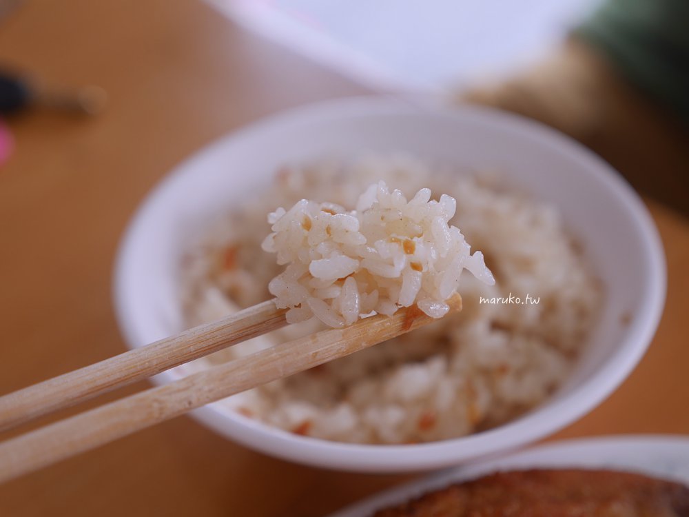 台南｜阿興虱目魚 在地人推薦炸虱目魚肚、魚腸、蒜頭飯(2023米其林必比登推介) @Maruko(丸子)與美食有個約會