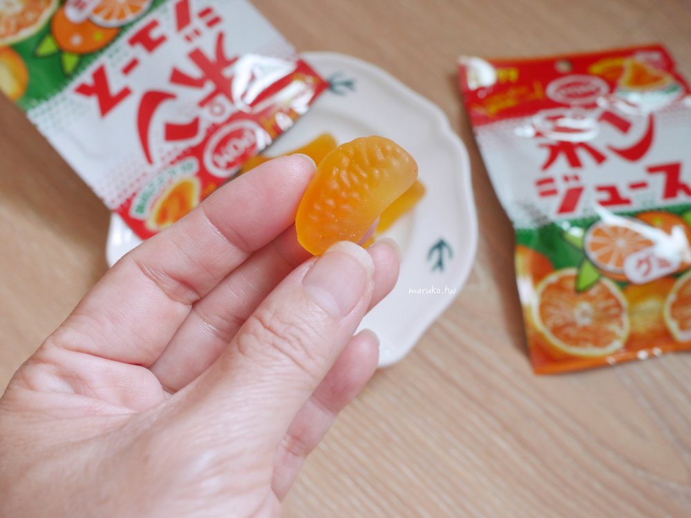 【日本超商必買】LAWSON百元有找平價伴手禮！愛媛超人氣「POM蜜柑果汁軟糖」零食推薦 @Maruko(丸子)與美食有個約會