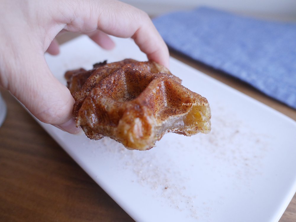 米紙食譜「壓扁可頌」麻糬感可朗芙酥脆無法擋，鬆餅機食譜做法分享 @Maruko(丸子)與美食有個約會