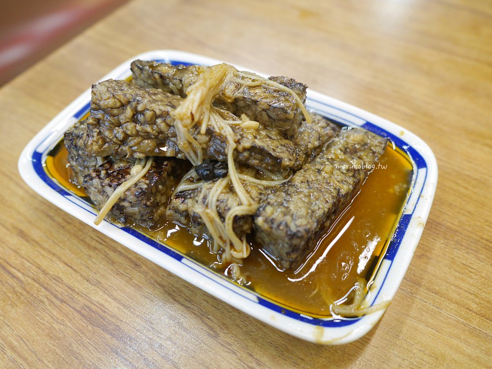 【板橋美食】陳新抄手｜30年老字號麻醬抄手、港式炸臭豆腐在地人也推薦 @Maruko(丸子)與美食有個約會