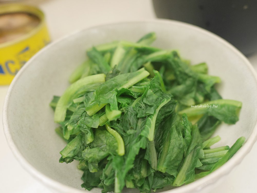 【鹽昆布食譜】10分鐘上桌的清爽開胃菜！「鹽昆布拌A菜」免爆香、拌一拌就入味 @Maruko(丸子)與美食有個約會