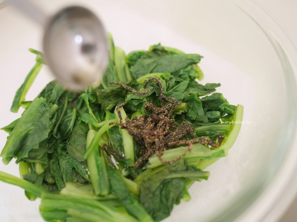 【鹽昆布食譜】10分鐘上桌的清爽開胃菜！「鹽昆布拌A菜」免爆香、拌一拌就入味 @Maruko(丸子)與美食有個約會