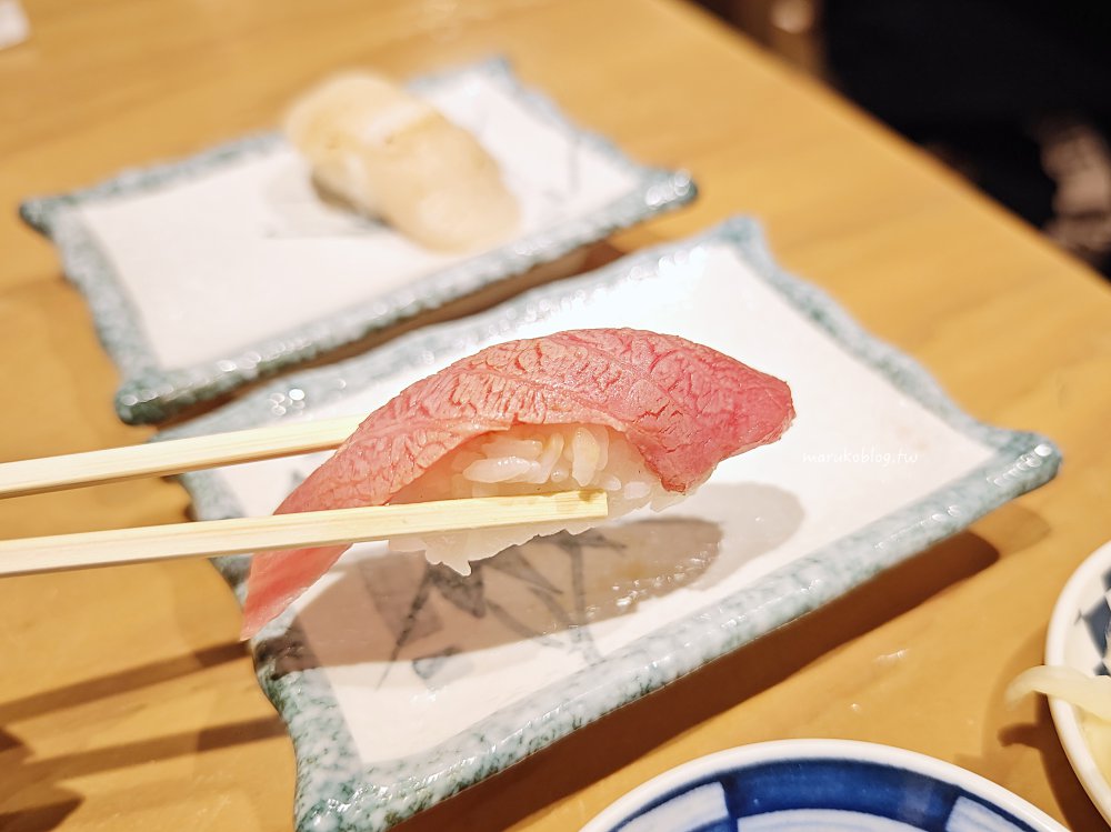【福岡美食】大阪爆紅名店「すし酒場さしす」壽司酒場，必吃超浮誇爆量鮭魚卵豪華捲！ @Maruko(丸子)與美食有個約會