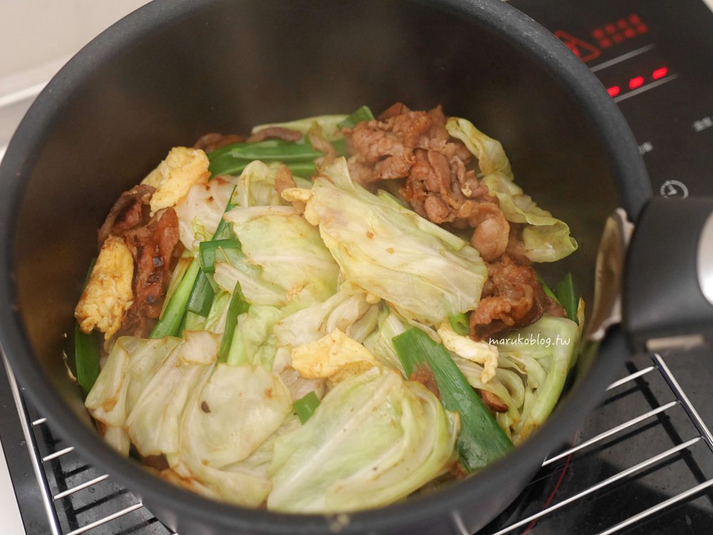 豬肉食譜「回鍋肉」炒高麗菜清脆又爽口不辣，大人小朋友一起吃！ @Maruko(丸子)與美食有個約會