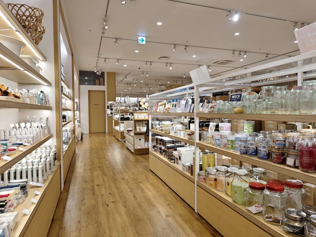 【福岡購物】LaLaport福岡必逛亮點!看巨型鋼彈、最強雨天備案,交通與退稅攻略一次看 @Maruko(丸子)與美食有個約會 【福岡購物】LaLaport福岡必逛亮點!看巨型鋼彈、最強雨天備案,交通與退稅攻略一次看 @Maruko(丸子)與美食有個約會