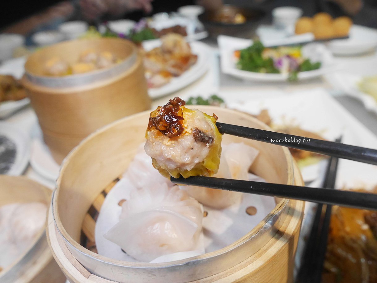 新店美食「宸軒園粵菜海鮮」在地人最愛港式蒸籠點心,必點脆皮雞、金沙子排經濟實惠道道港味十足 @Maruko(丸子)與美食有個約會 新店美食「宸軒園粵菜海鮮」在地人最愛港式蒸籠點心,必點脆皮雞、金沙子排經濟實惠道道港味十足 @Maruko(丸子)與美食有個約會