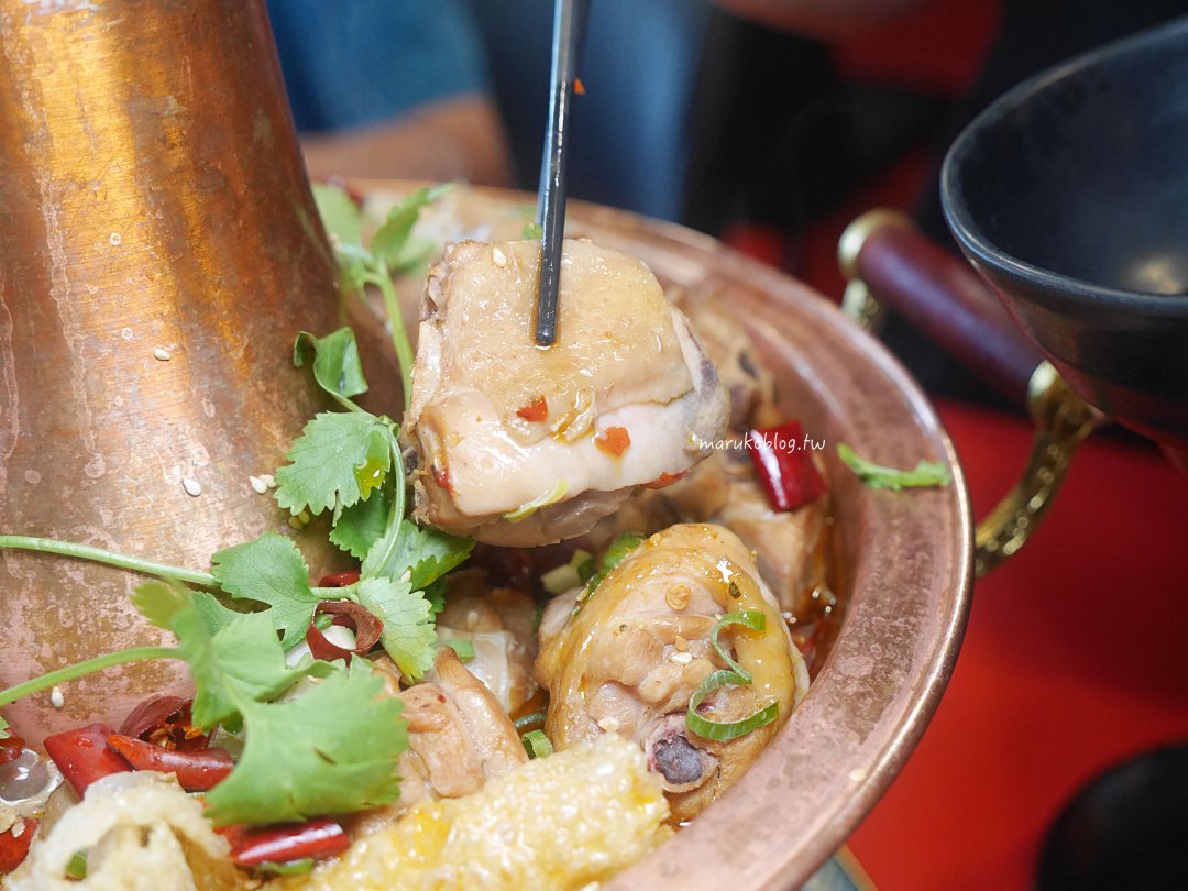 屏東美食「錄鼎記酸菜魚」首創一個人也能吃酸菜魚，麻辣火鍋雞肉山更夠味 @Maruko(丸子)與美食有個約會