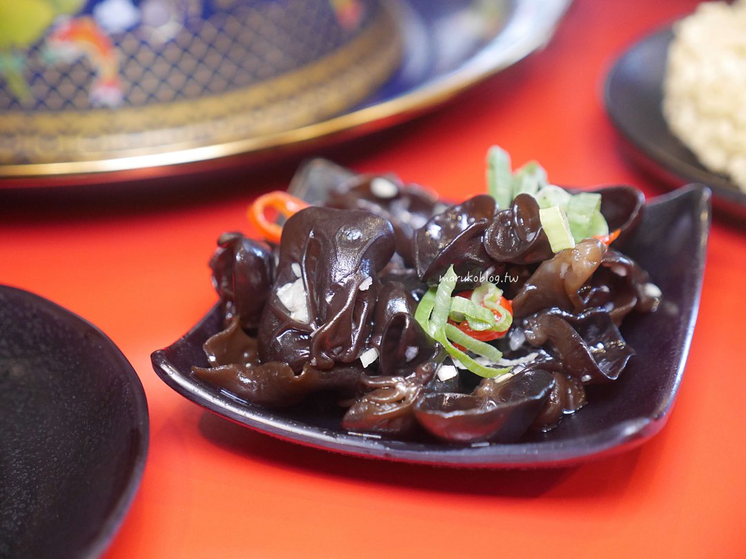 屏東美食「錄鼎記酸菜魚」首創一個人也能吃酸菜魚，麻辣火鍋雞肉山更夠味 @Maruko(丸子)與美食有個約會