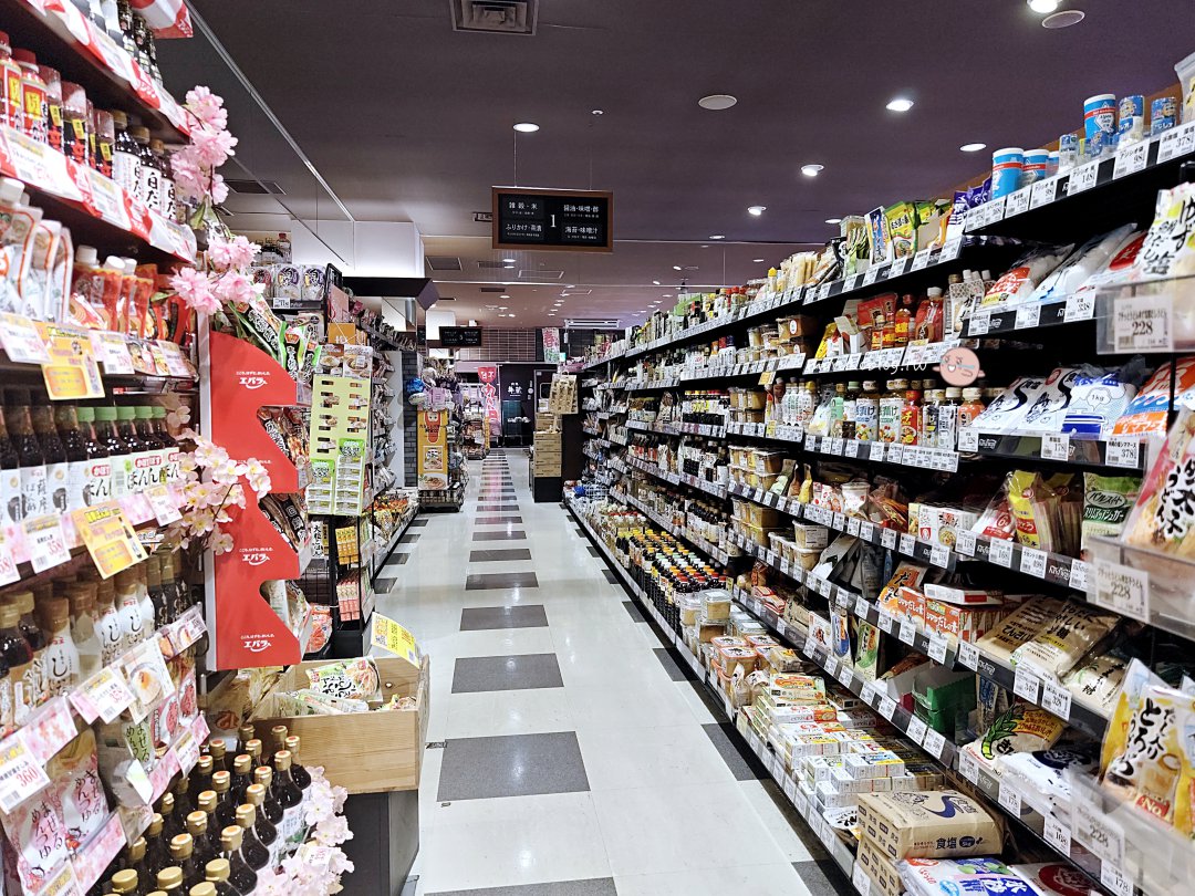【福岡超市推薦】Food Way 中洲食小町店｜驚安殿堂樓下超方便！營業到凌晨、生熟食便當齊全的必逛超市 @Maruko(丸子)與美食有個約會