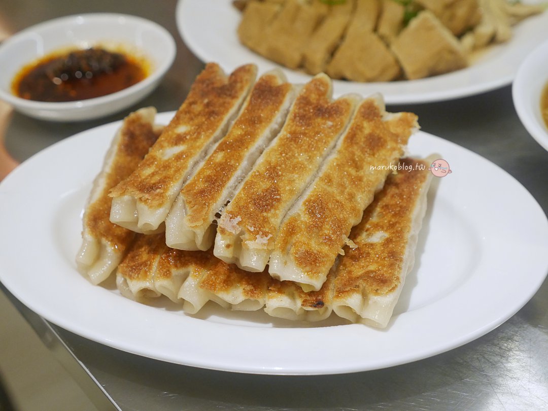 台北捷運忠孝復興站「大舅媽鍋貼」虎尾眷村滷味|必吃韭黃黑豬肉鍋貼、金黃脆皮又爆汁! @Maruko(丸子)與美食有個約會 台北捷運忠孝復興站「大舅媽鍋貼」虎尾眷村滷味|必吃韭黃黑豬肉鍋貼、金黃脆皮又爆汁! @Maruko(丸子)與美食有個約會