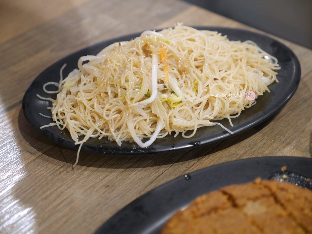 娥嬤炖鰻(原昌吉紅燒鰻)|台北在地60年老店,必點蒜味炸魚蛋、炒米粉、紅燒鰻招牌三寶 @Maruko(丸子)與美食有個約會 娥嬤炖鰻(原昌吉紅燒鰻)|台北在地60年老店,必點蒜味炸魚蛋、炒米粉、紅燒鰻招牌三寶 @Maruko(丸子)與美食有個約會