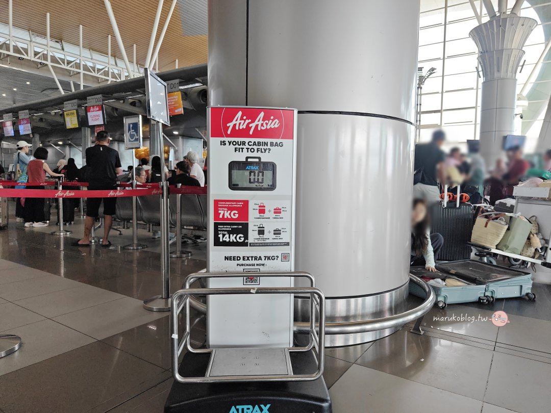【亞庇旅遊攻略】搭乘 AirAsia 前往沙巴|航程時間、票價與機上餐體驗 @Maruko(丸子)與美食有個約會 【亞庇旅遊攻略】搭乘 AirAsia 前往沙巴|航程時間、票價與機上餐體驗 @Maruko(丸子)與美食有個約會