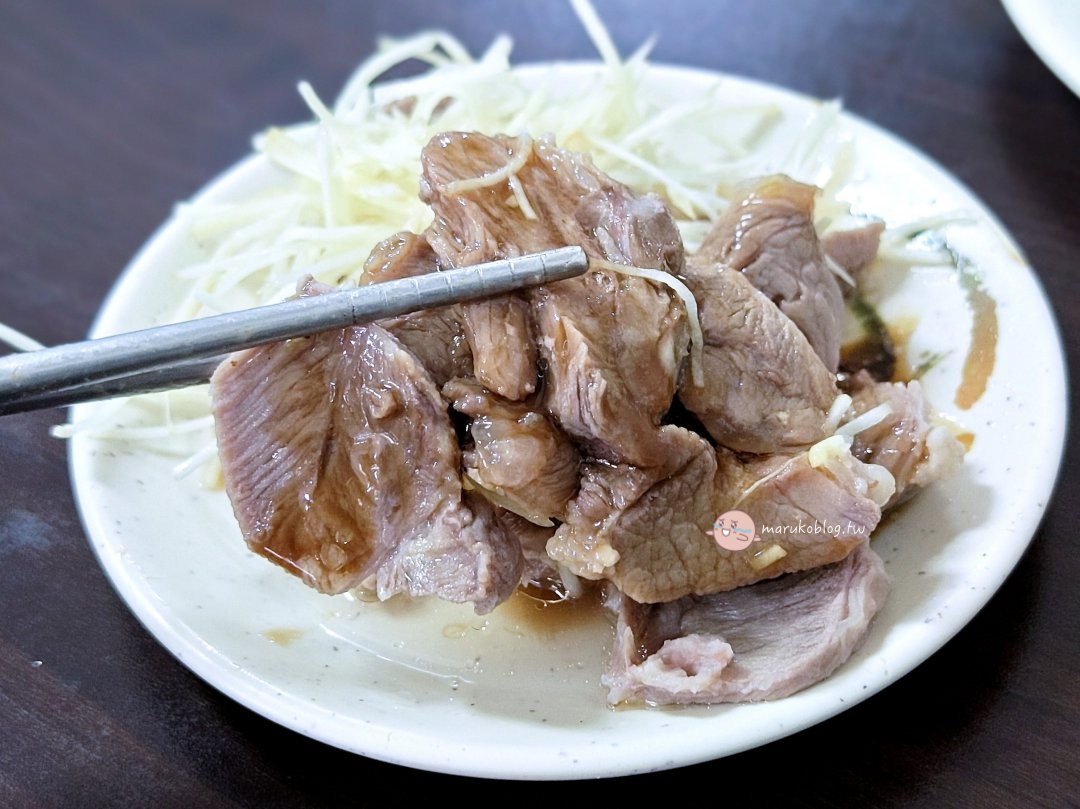 台北萬華｜阿仁小吃在地人最愛40年老店的肉圓、乾意麵、嘴邊肉都在這！ @Maruko(丸子)與美食有個約會