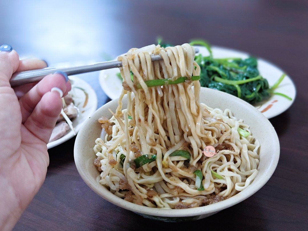台北萬華｜阿仁小吃在地人最愛40年老店的肉圓、乾意麵、嘴邊肉都在這！ @Maruko(丸子)與美食有個約會