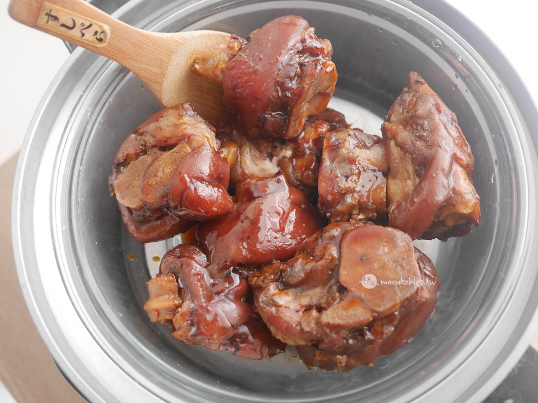 宅配美食|豬腳除了配飯還能這樣吃?2025鬍鬚張閏月豬腳禮盒+3款家常變化料理分享 @Maruko(丸子)與美食有個約會 宅配美食|豬腳除了配飯還能這樣吃?2025鬍鬚張閏月豬腳禮盒+3款家常變化料理分享 @Maruko(丸子)與美食有個約會