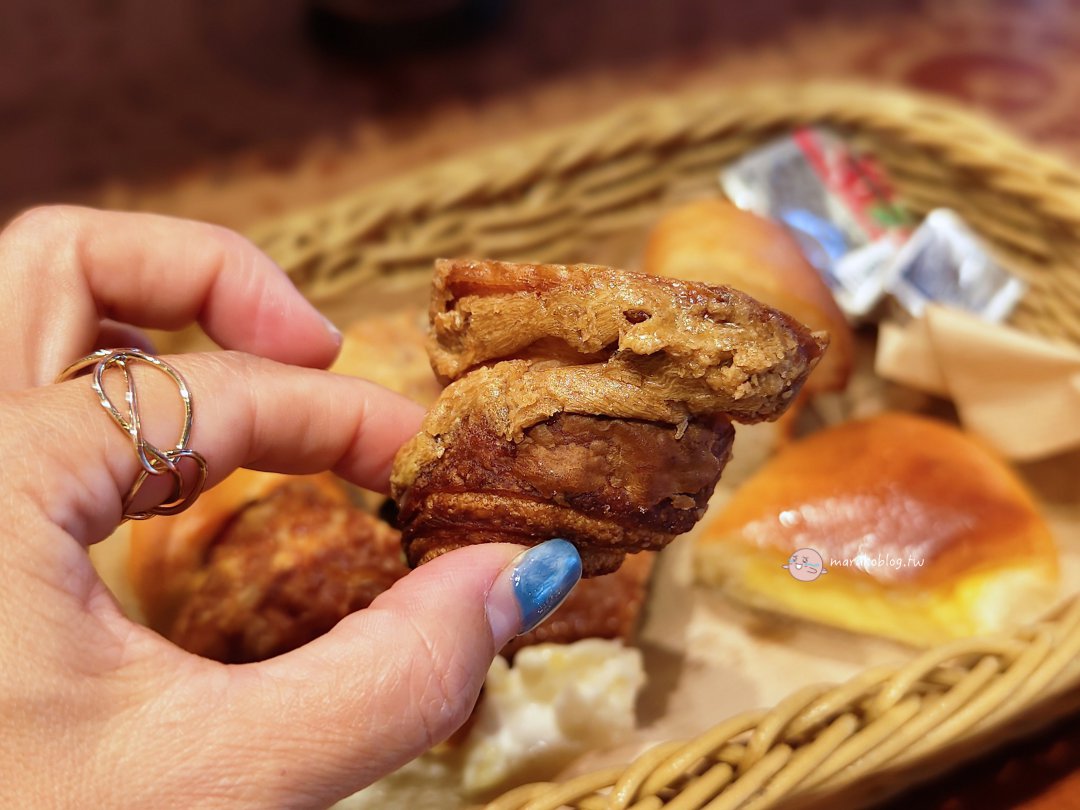 福岡天神早餐推薦｜Heart Bread ANTIQUE 麵包吃到飽！30款丹麥酥皮＋超萌貓咪吐司任你吃 @Maruko(丸子)與美食有個約會