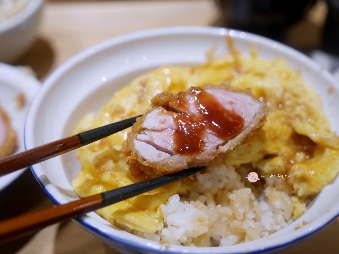 かつ丼屋勝急來自日本三重縣的人氣炸豬排丼｜產地直送食材 &times; 低溫熟成究好豬 &times; 極厚棒腰內肉鬆軟又香脆｜台北Dream Plaza夢廣場美食推薦 @Maruko(丸子)與美食有個約會