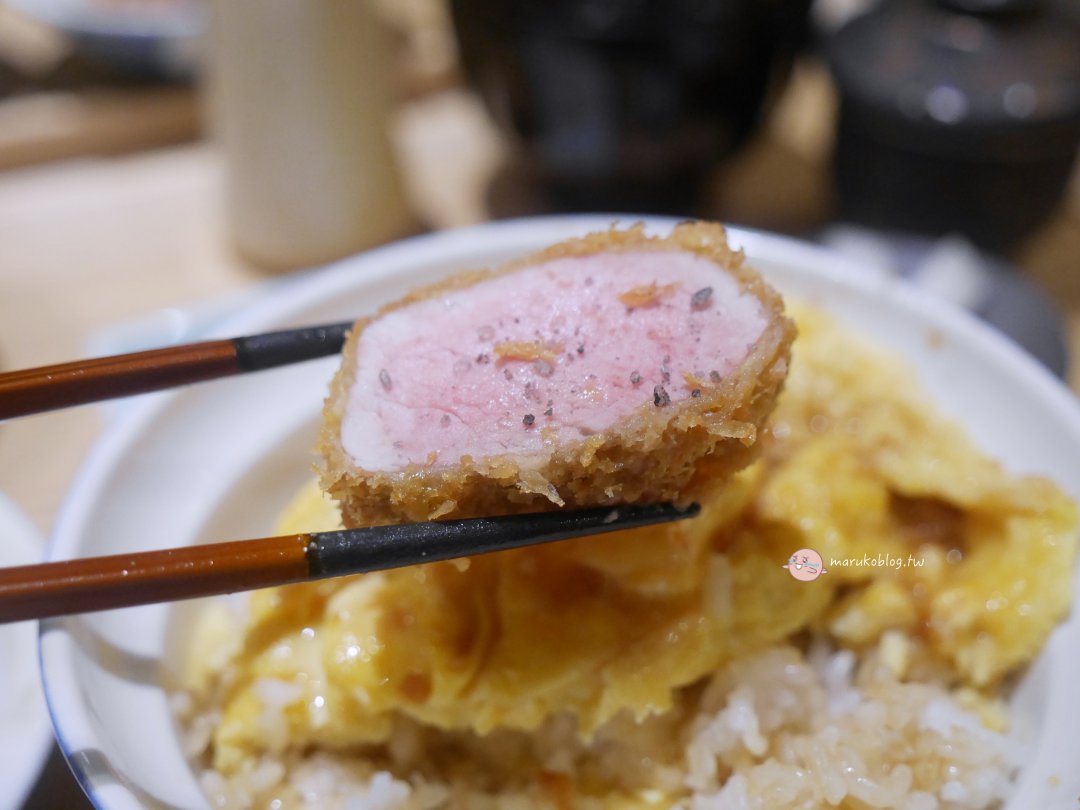 かつ丼屋勝急來自日本三重縣的人氣炸豬排丼｜產地直送食材 &times; 低溫熟成究好豬 &times; 極厚棒腰內肉鬆軟又香脆｜台北Dream Plaza夢廣場美食推薦 @Maruko(丸子)與美食有個約會